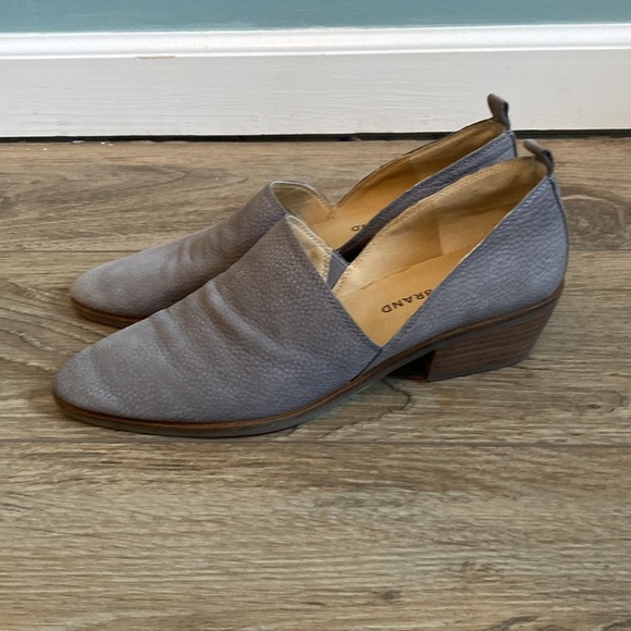 Lucky Brand Morriah D'Orsay Taupe Gray Ankle Booties sz 8. Rustic suede - Picture 3 of 7